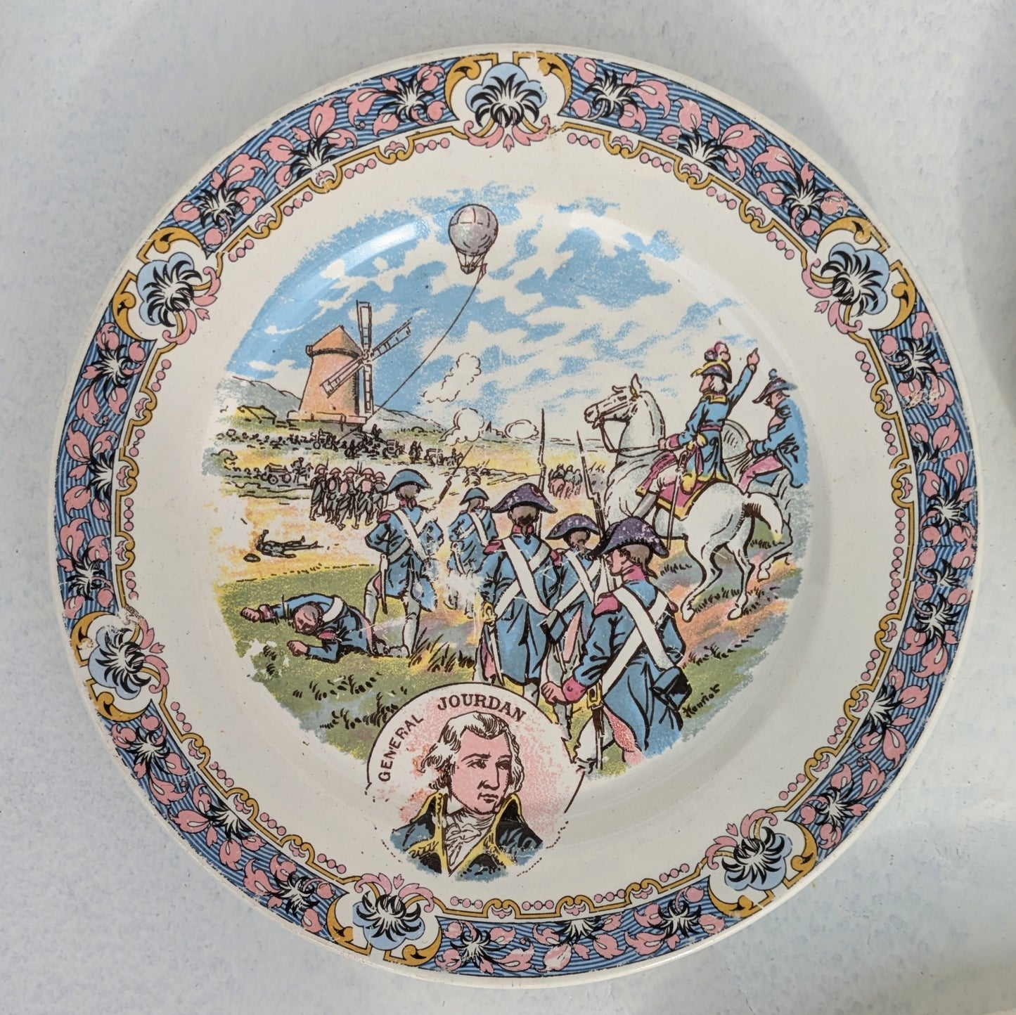 Assiette Digoin Sarreguemines histoire de l'avion