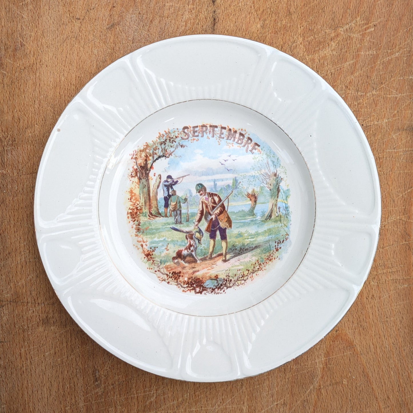 Assiette à dessert les mois de l'année St Amand mois de septembre 