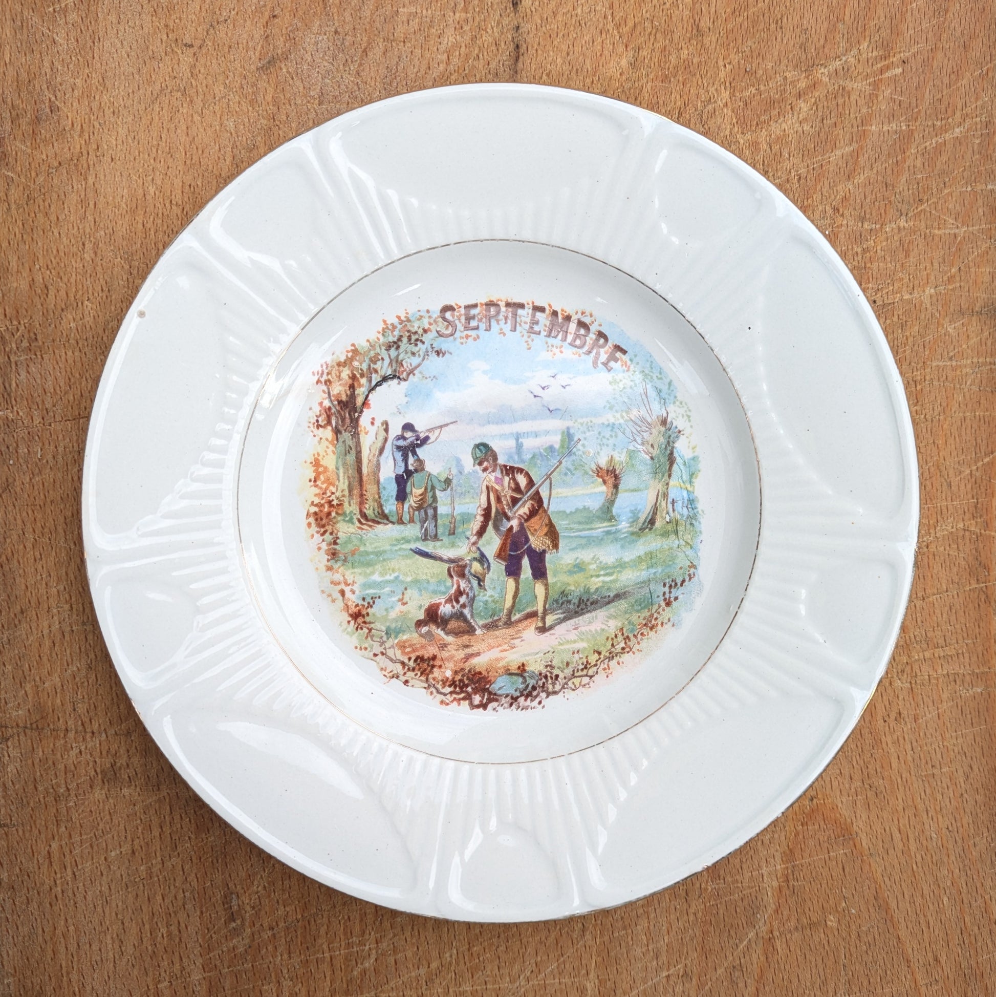 Assiette à dessert les mois de l'année St Amand mois de septembre 