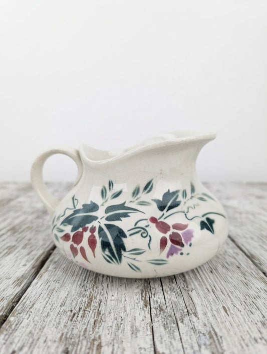 Broc Ancien "Joufflu" terre de fer– Décor Floral Aérographe 