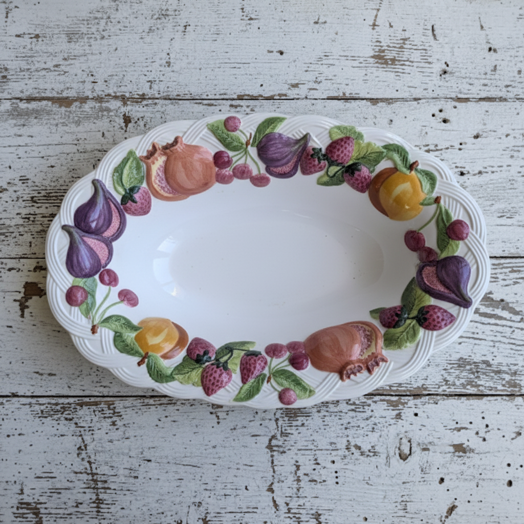 Grand Plat Creux de Service Ovale en Barbotine – Signé Francesco Guarino (FG)