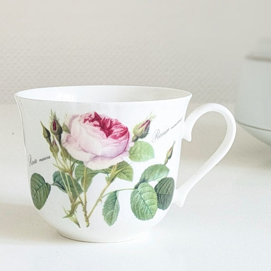 Tasse à déjeuner, Roy Kirkham England Redouté Roses