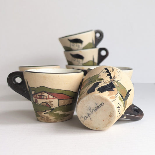 R. Gaïtaud 8 petites tasses décor Basque