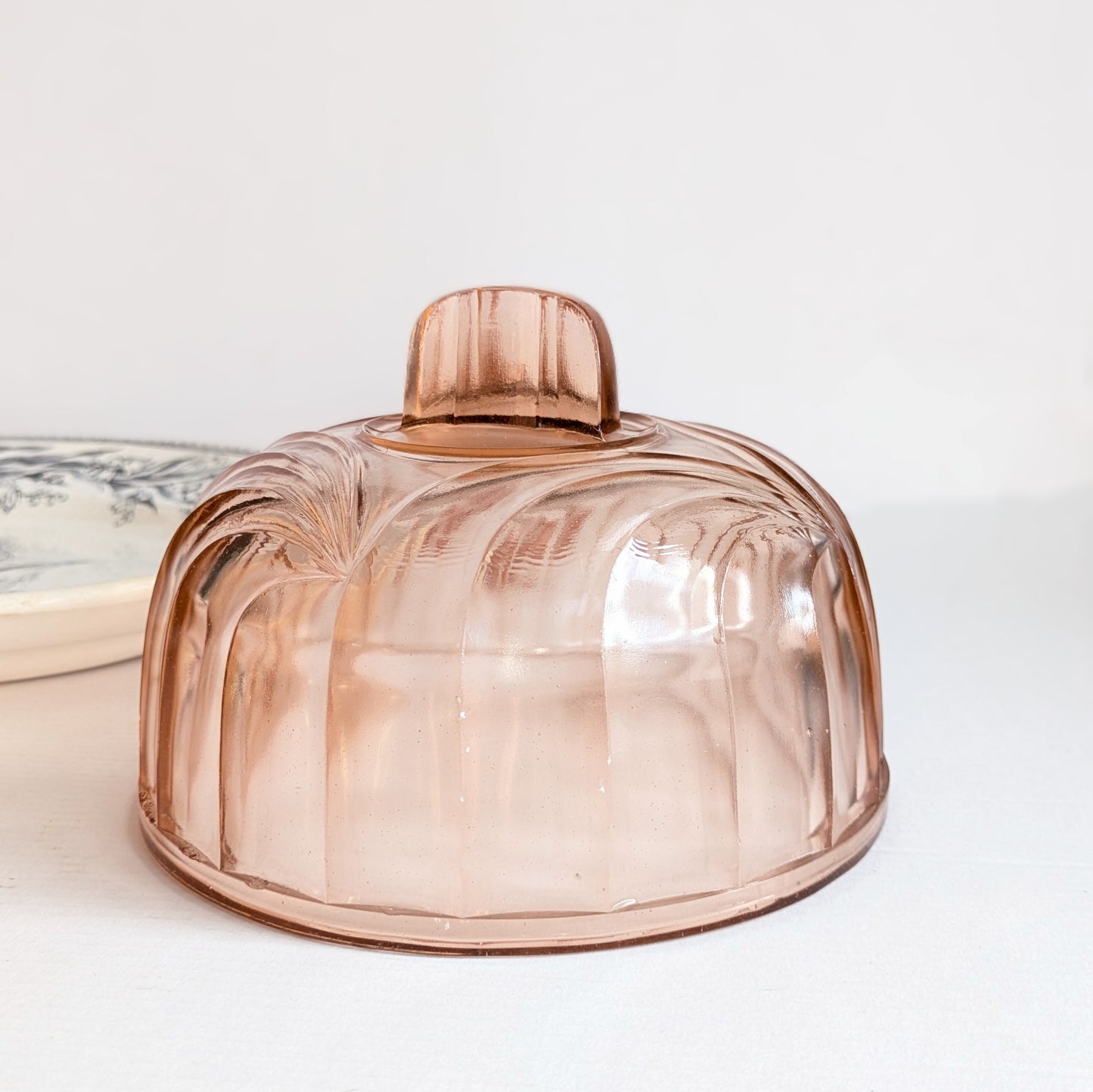 Cloche a fromage en verre rose, rosaline