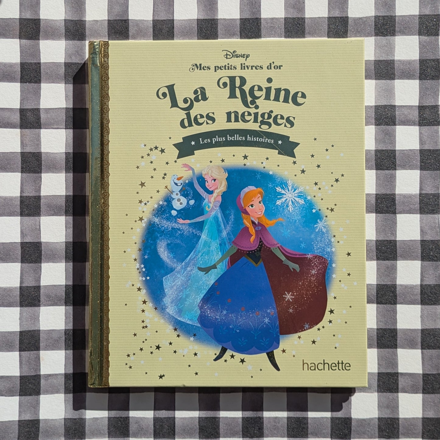 Album au choix parmi la collection collection Disney "mes petits livres d'or" Hachette