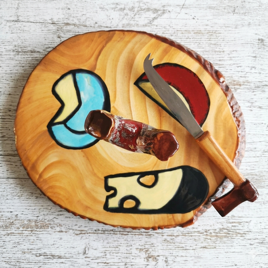 Plateau à fromage vintage kitsch trompe l'oeil bois et hachette 