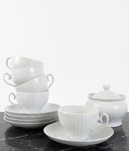 Service à café carlskrona Sweden porcelaine blanche, élégance et simplicité 