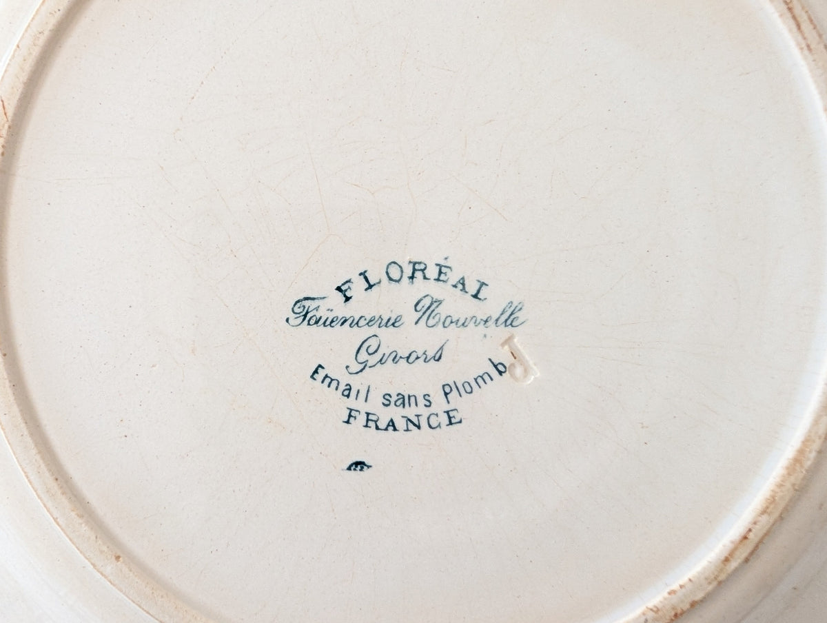 dos assiette ancienne Terre de fer Floréal Faïencerie nouvelle Givors marque au tampon et marque en creux 