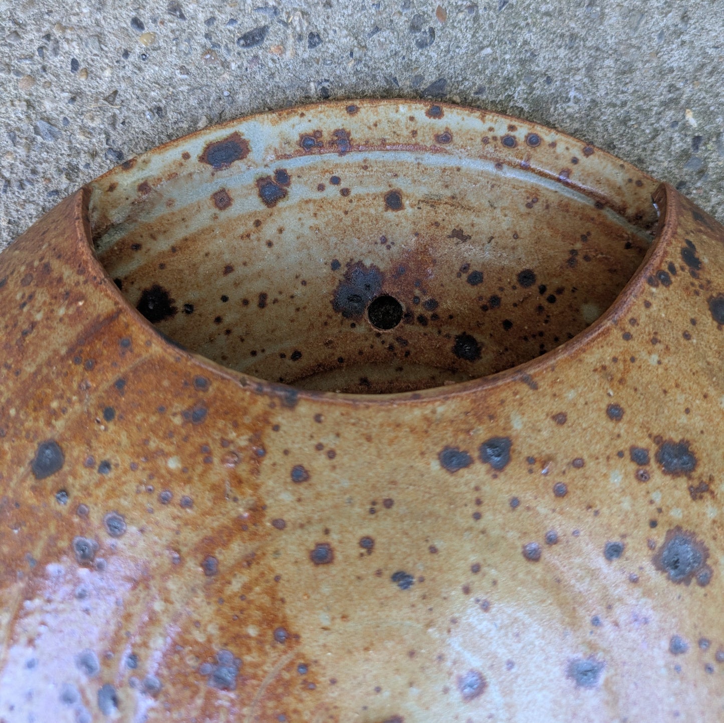 Bouquetière Murale Applique XXL en Grès Flamé – Atelier « Les Salicornes »