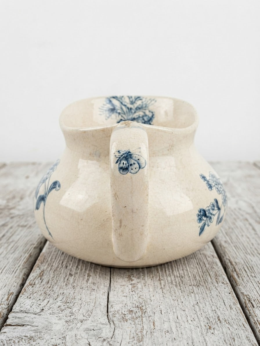 Broc Ancien "Joufflu" en Terre de Fer – Gien Porcelaine Opaque (Décor Floral Bleu)