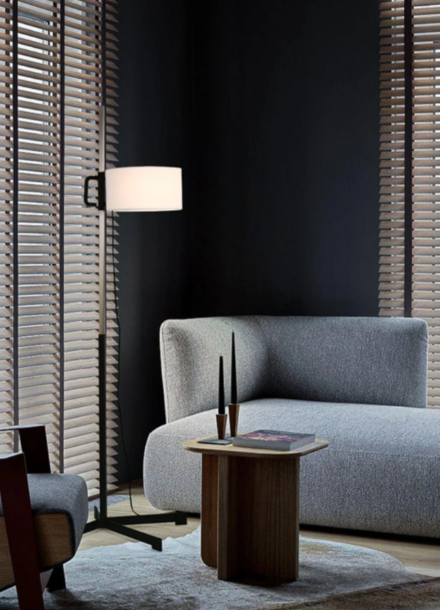 Miguel Milá — Paire de Lampadaires « TMC » (Édition Historique Originale)