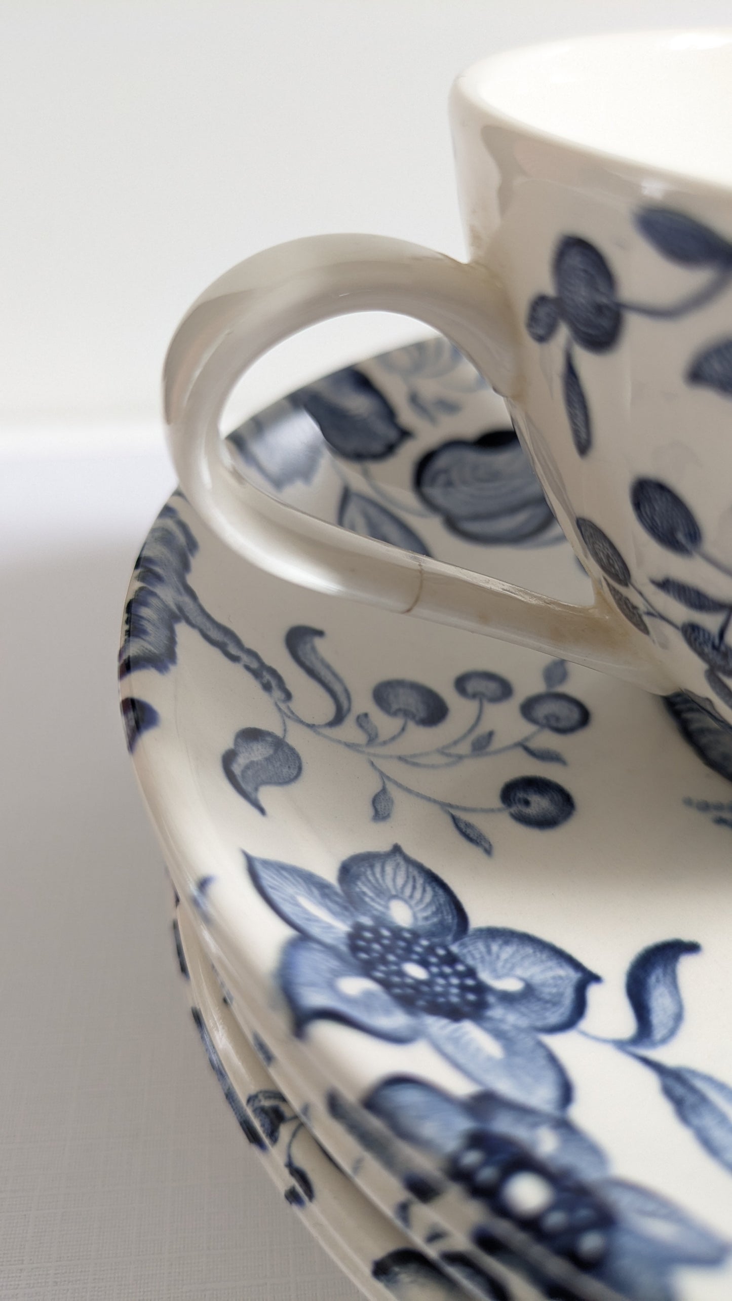 Lot 2 Tasses & 5 Sous-tasses Villeroy & Boch Paradiso - Faïence Vintage Bleu & Blanc