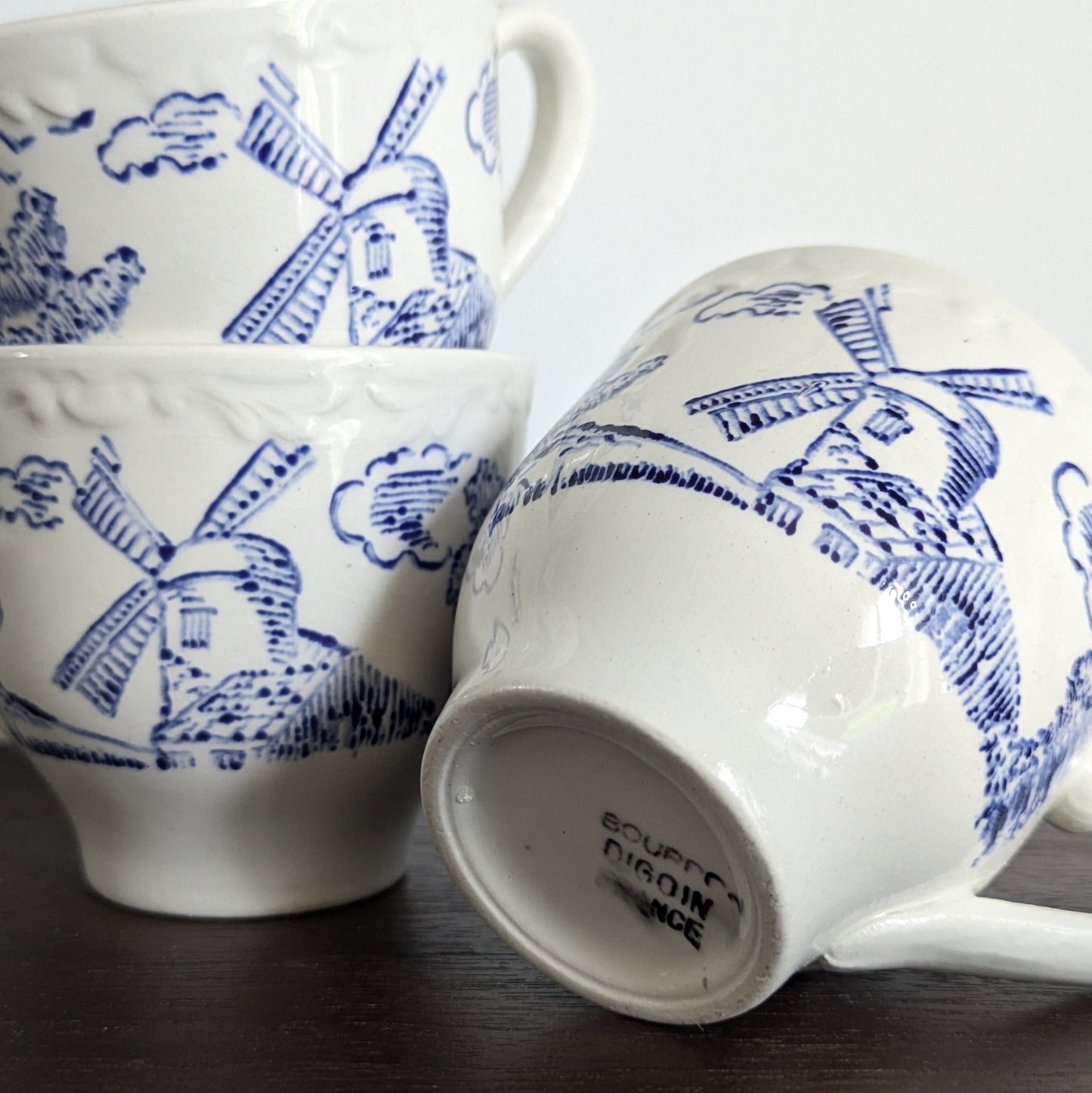 Lot de 3 Tasses à Café Digoin & Sarreguemines – Modèle "Bourbon" – Faïence Bleue et Blanche Vintage