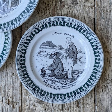 Série d'Assiettes Parlantes Anciennes Saint-Amand – Thème Sports & Humour, Circa 1930